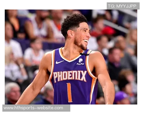 布克赛后与模仿者中国布克亲密合影赠送签名球衣展现友谊与支持