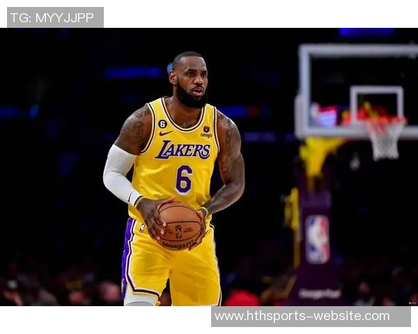 詹姆斯遭遇坐骨神经痛困扰范德彪期待他早日重返赛场 詹姆斯遭遇坐骨神经痛困扰范德彪期待他早日重返赛场