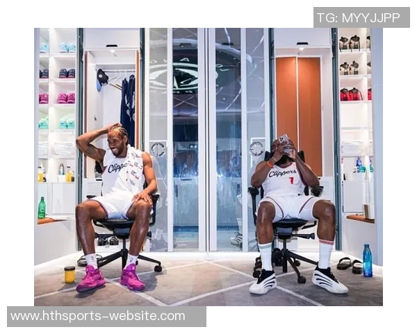 快船训练氛围轻松愉快全员笑容满面小卡频频亮相 快船训练氛围轻松愉快全员笑容满面小卡频频亮相