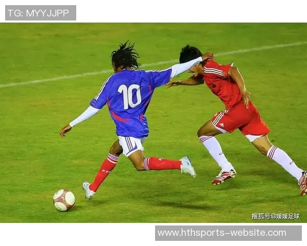 阿什拉夫满怀喜悦为球队贡献双球表现出色满意度高