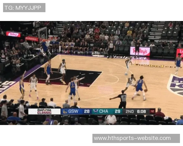 米勒半场表现抢眼高效内线贡献11分9篮板助球队争胜 米勒半场表现抢眼高效内线贡献11分9篮板助球队争胜