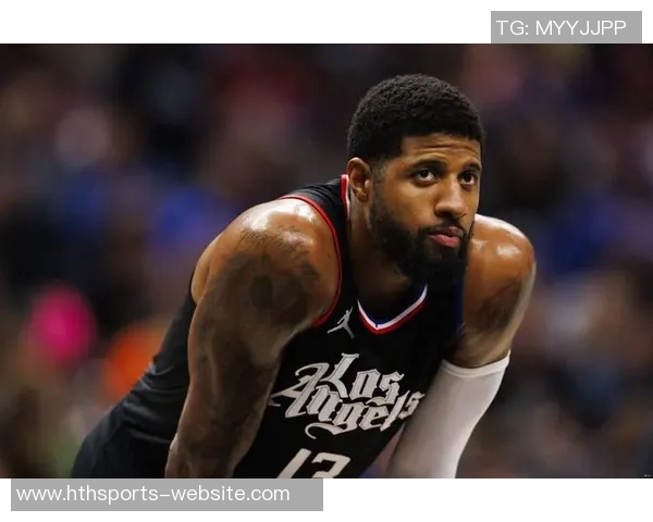 小卡上半场表现抢眼两分全中三分稍显失准罚球稳健贡献17分 小卡上半场表现抢眼两分全中三分稍显失准罚球稳健贡献17分