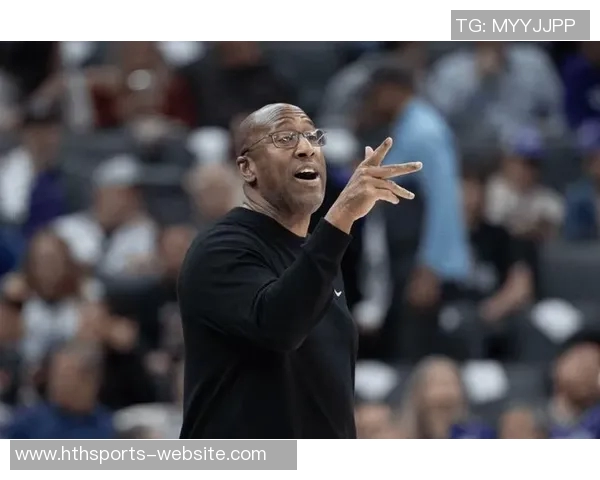 布朗自责表现糟糕只打12分钟教练对我期望值极高